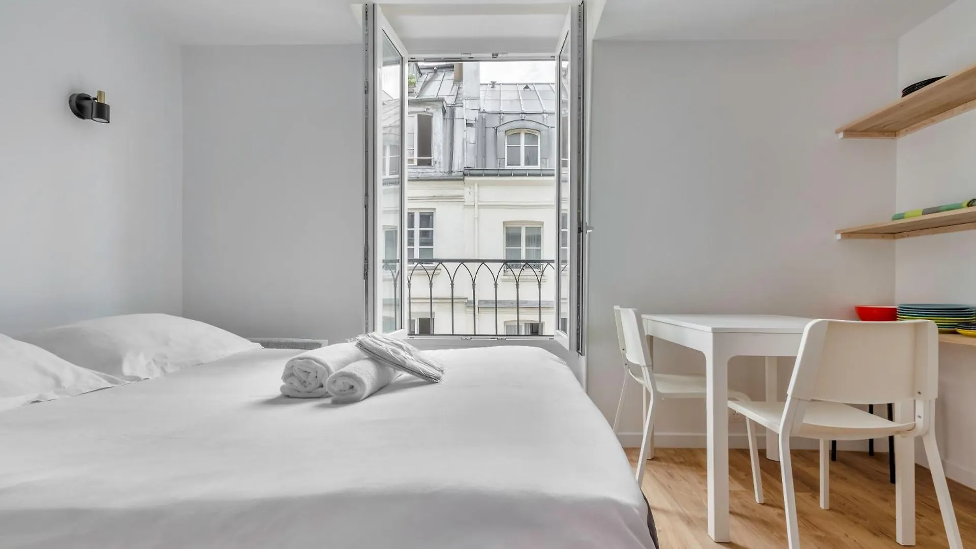 Clery-Cosy Studio Au Centre De Paris Apartment